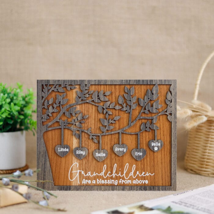 High-quality wooden family tree with 3D engraved grandchildren's names on the wall - Image 7