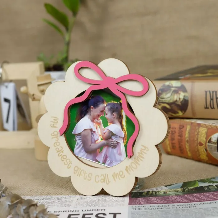 Personalized Mommy Magnetic Photo Frame - Custom Wooden Gift for Moms