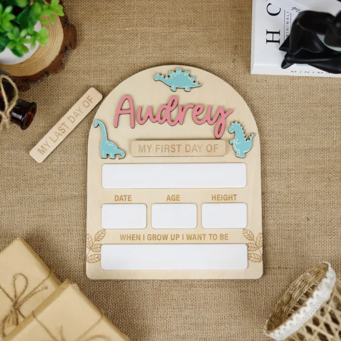 Dinosaur Themed School Sign – Personalized Reusable Chalkboard for Kids | Personalized School Sign – Custom Dinosaur Chalkboard with Name & Grade