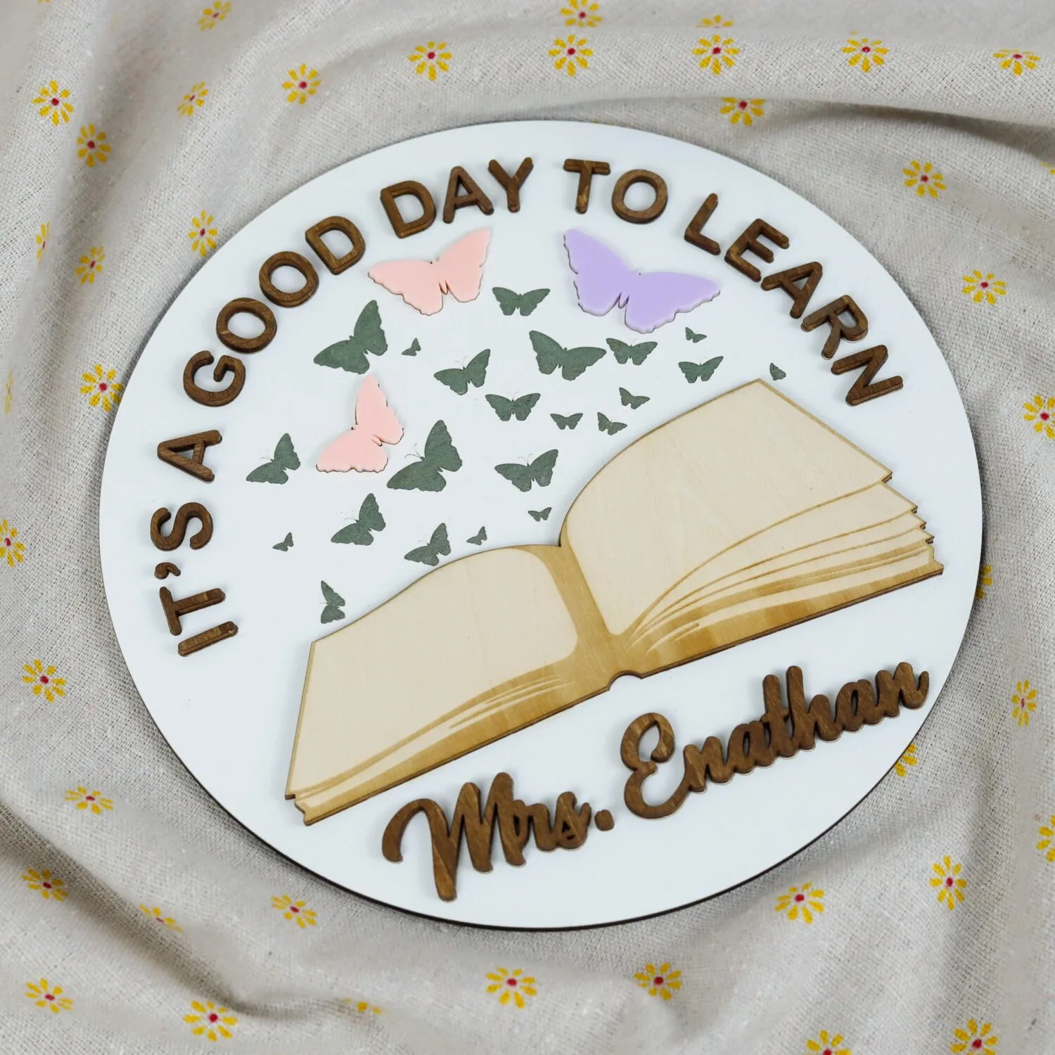 Custom Reading Teacher Sign| Personalized Literacy Teacher Plaque|  Reading Classroom Door Sign - Image 8