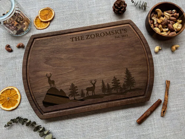 Personalized Deer Hunting Cutting Board - Gift | Custom Deer Head Cutting Board with Names – Perfect Cabin Gift