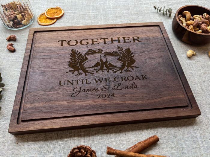 Personalized Frog Cutting Board | Custom Frog Couple Cutting Board | Frog-Themed Cutting Board - Image 8