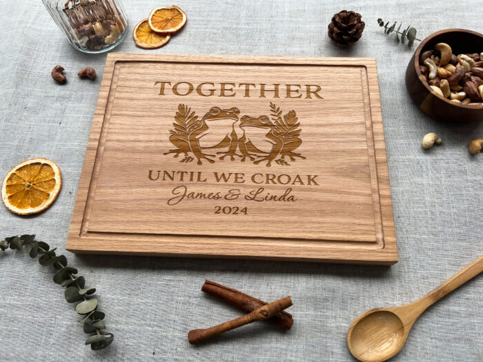 Personalized Frog Cutting Board | Custom Frog Couple Cutting Board | Frog-Themed Cutting Board - Image 4