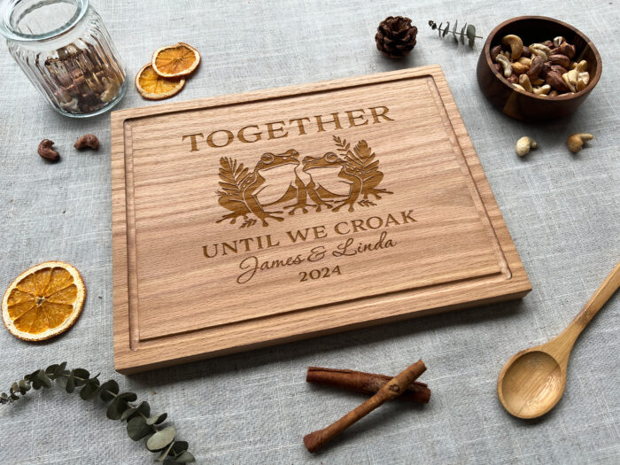 Personalized Frog Cutting Board | Custom Frog Couple Cutting Board | Frog-Themed Cutting Board - Image 6
