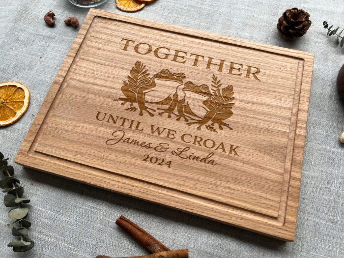 Personalized Frog Cutting Board | Custom Frog Couple Cutting Board | Frog-Themed Cutting Board - Image 5