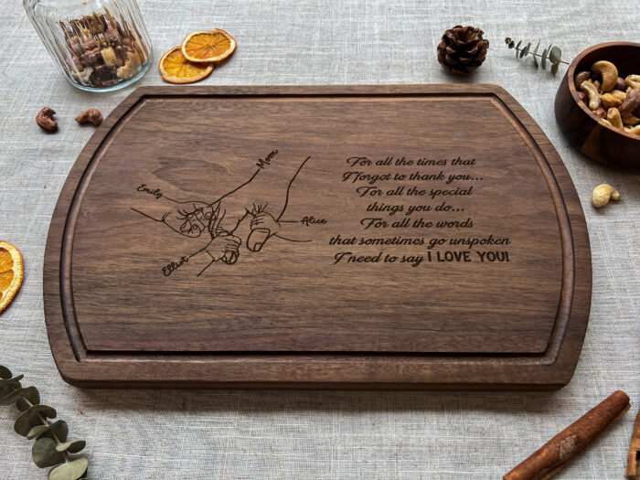 Custom Engraved Mom Cutting Board | Personalized Wooden Cutting Board for Mom | Mom’s Custom Kitchen Board - Image 6