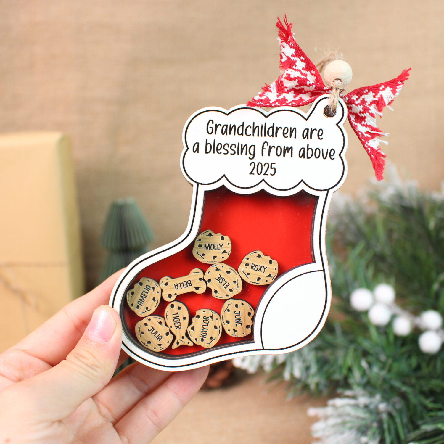 Personalized Cookie Family Shaker Ornament – Custom Family Names & Pets Keepsake | Personalized Ornament - Image 4